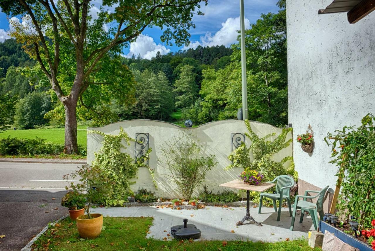 Ferienwohnung Heinzelmann Баден-Баден Экстерьер фото